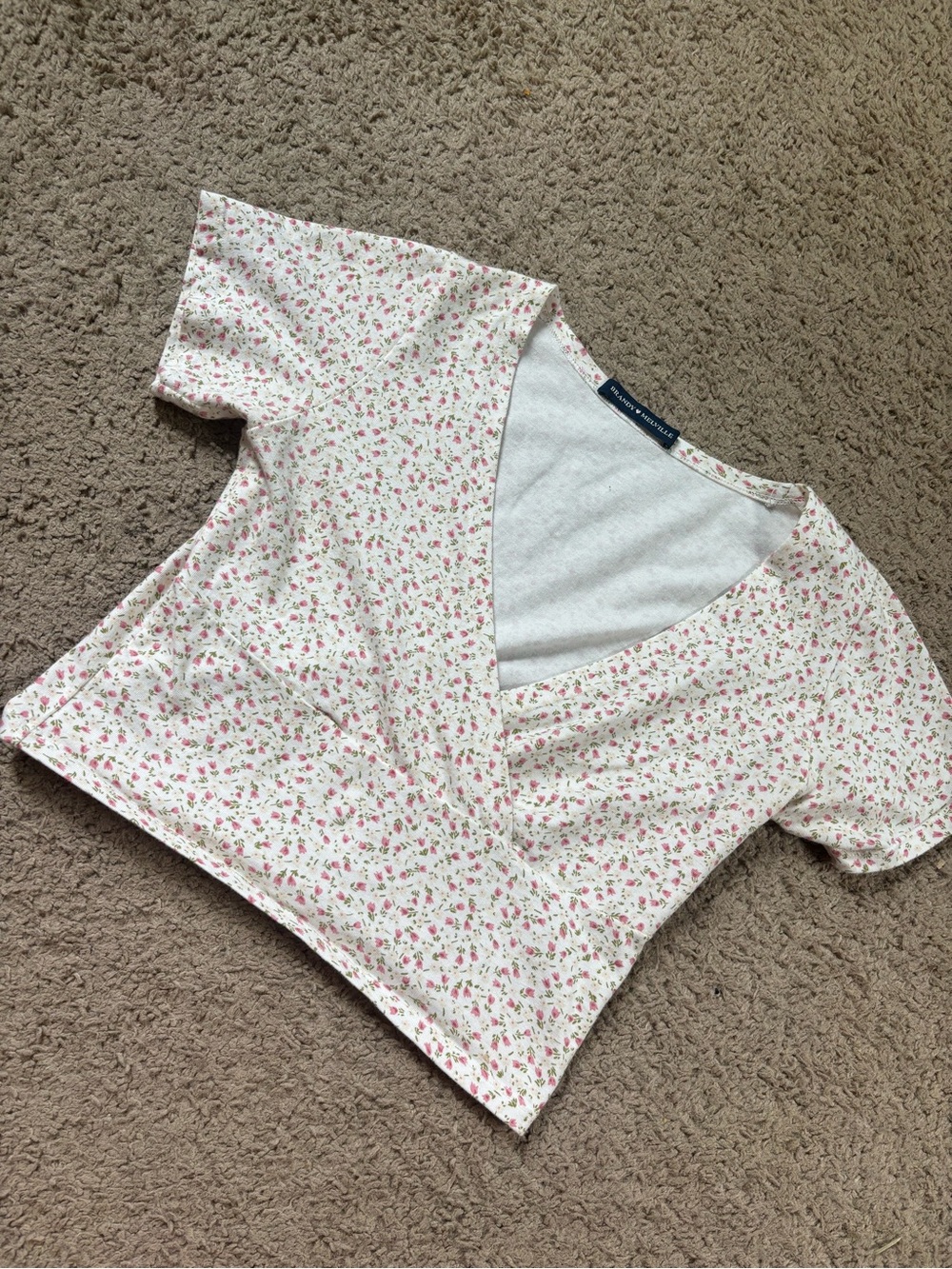 Brandy Melville Pink and White Floral Scoop Neck Top